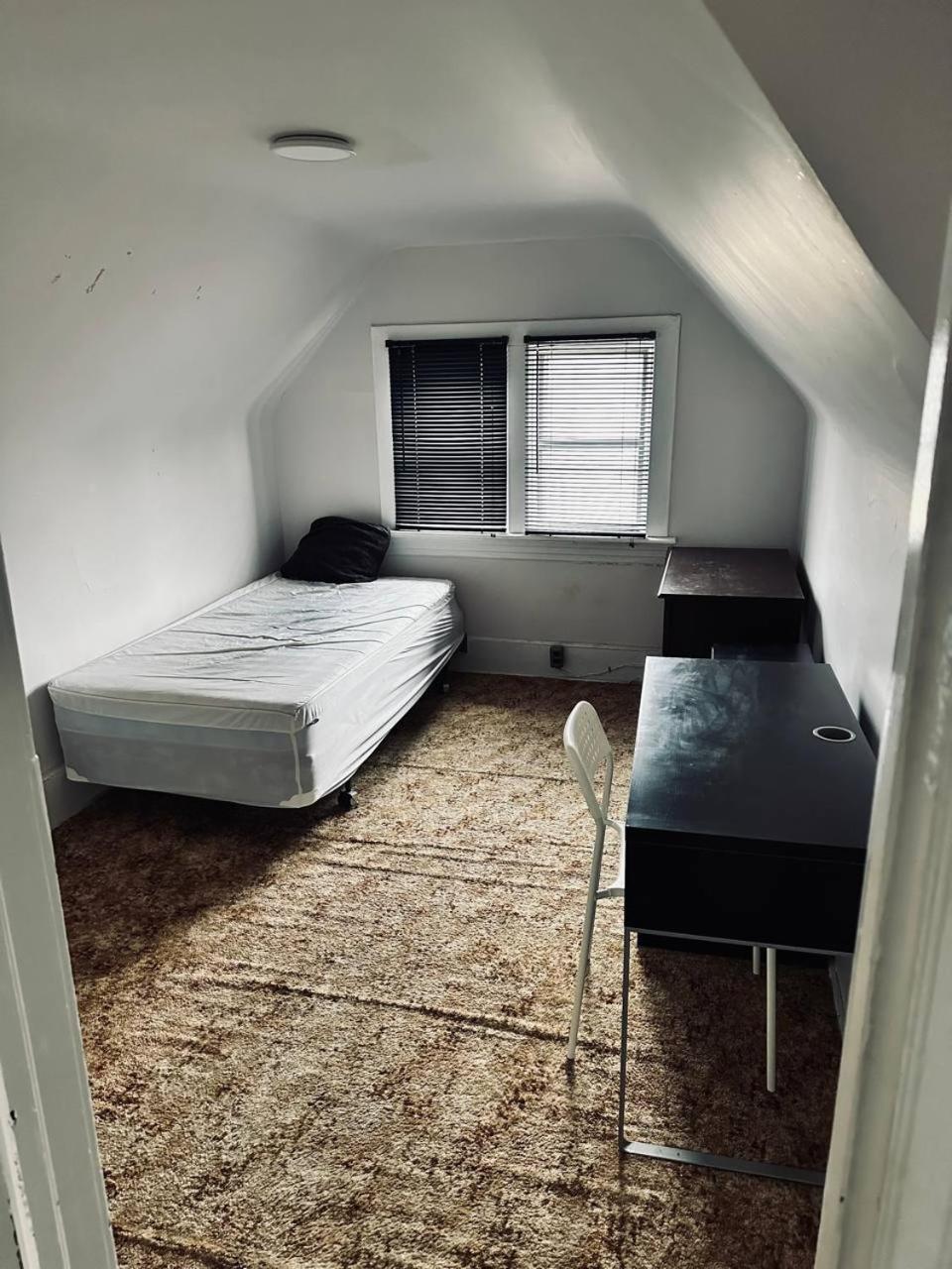 Rooms Available Downtown 温尼伯 外观 照片